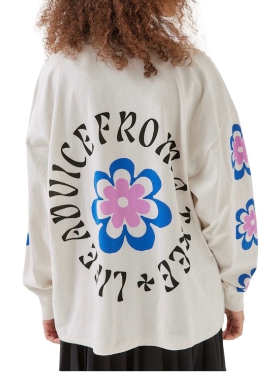 Urban Outfitters Tops - Urban Outfitters life advice, oversize long sleeve TEE vintage